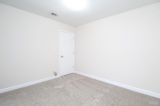 Building Photo - 6354 W Fairfield Dr