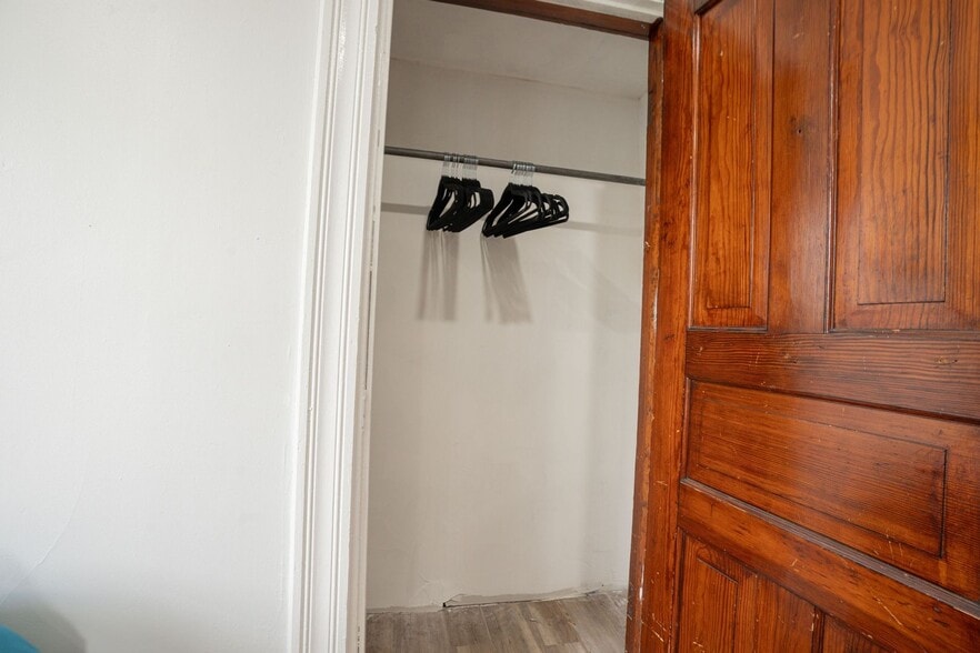 Building Photo - 731 S 7th St