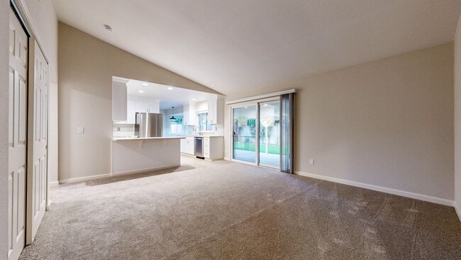 Building Photo - Meticulously Maintained Four Bedroom Singl...