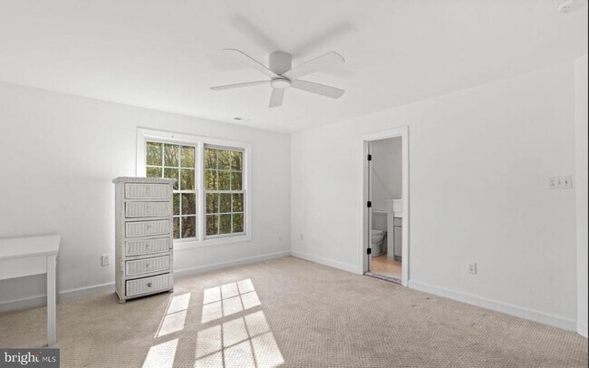 Building Photo - 14216 Cervantes Ave
