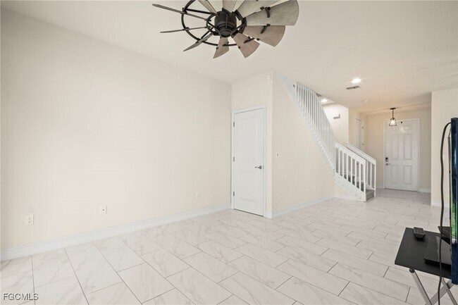 Building Photo - 15851 Portofino Springs Blvd