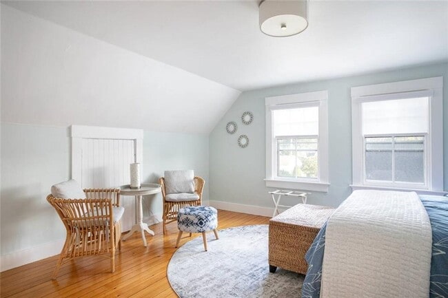 Building Photo - 169 Ruggles Ave