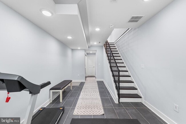 Building Photo - 2019 Abigail St