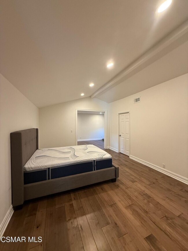 Building Photo - 23400 Collins St