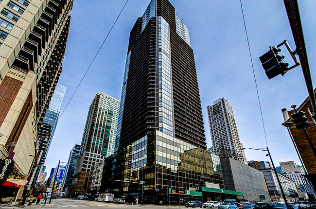 Building Photo - 10 E Ontario St
