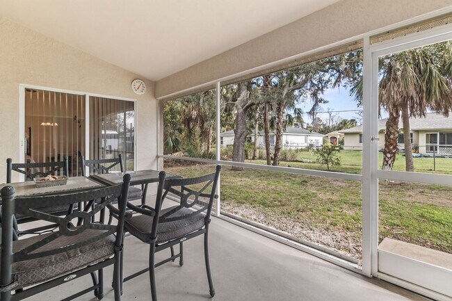 Building Photo - $1,795/month ** Furnished * Annual / Short Term * 3 bed / 2 Bath * Single Family * North Port