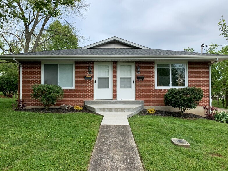 Building Photo - 618 N Ohio St