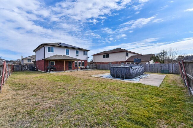 Building Photo - 5303 Western Swing Ct
