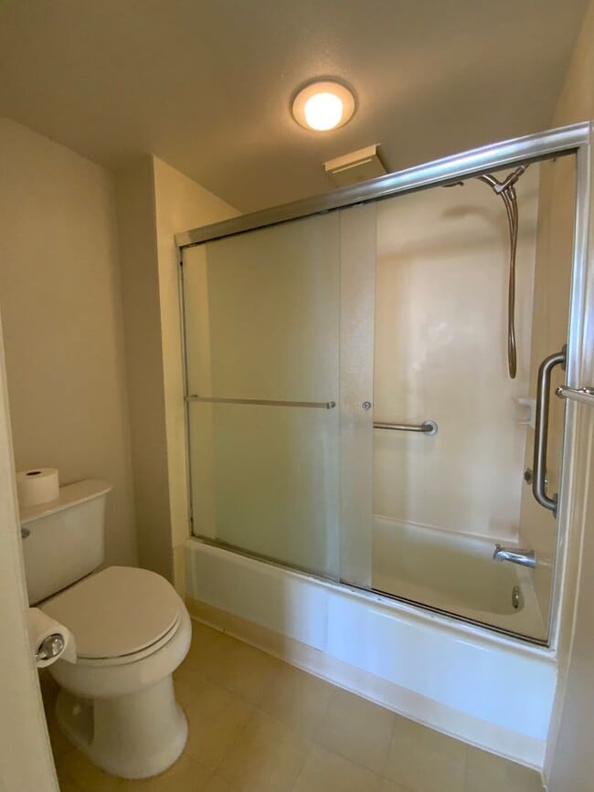 Building Photo - RARELY AVAILABLE MAKIKI PARK PLACE - ALL UTILITIES INCLUDED!