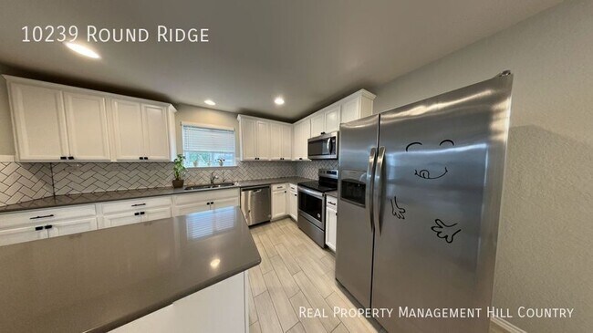 Building Photo - 10239 Round Rdg