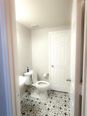 Building Photo - 9309 Stonewood Dr