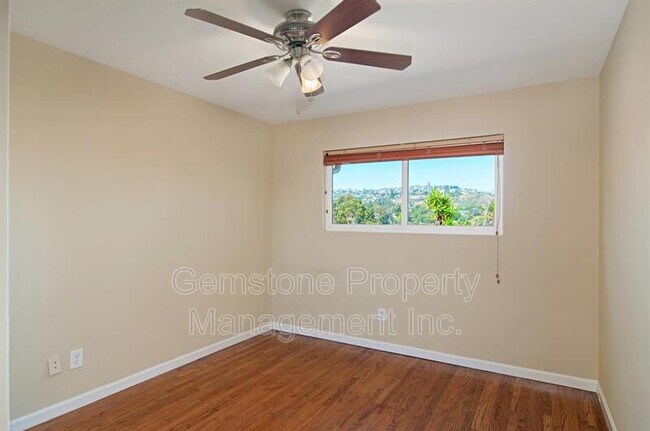 Building Photo - 5385 Brockbank Pl