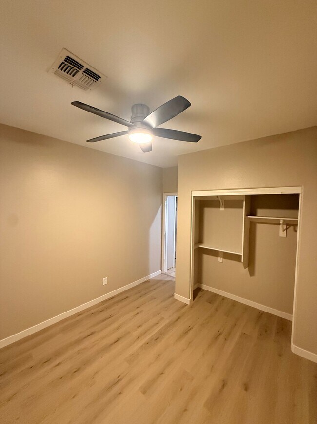 Building Photo - 39730 N Bridlewood Way