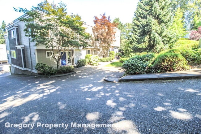 Building Photo - 11342 NE 67th St