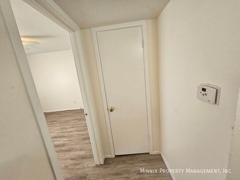 Building Photo - 1600 Yonkers-1