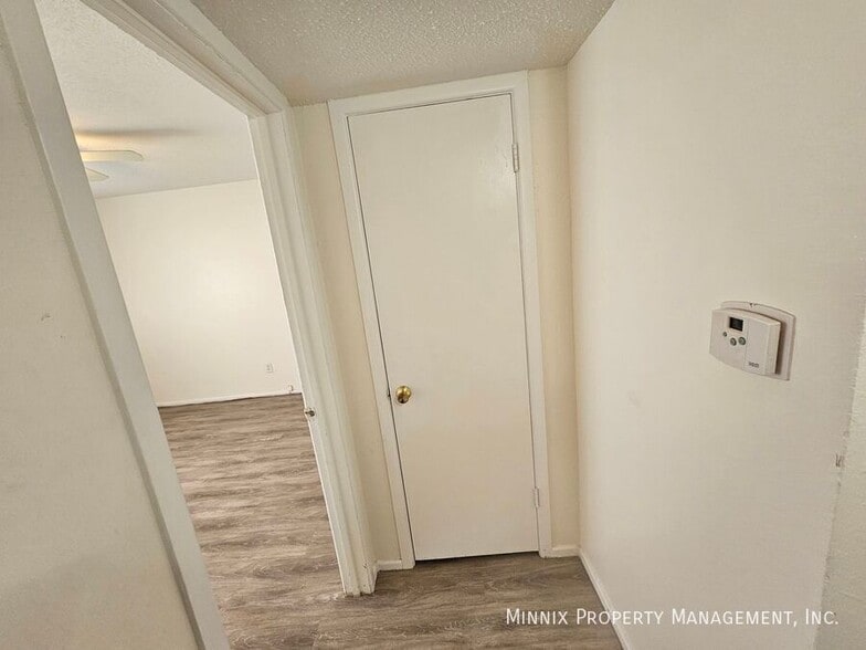 Building Photo - 1600 Yonkers-9