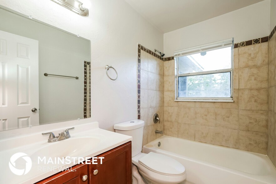 Building Photo - 5210 2nd St W