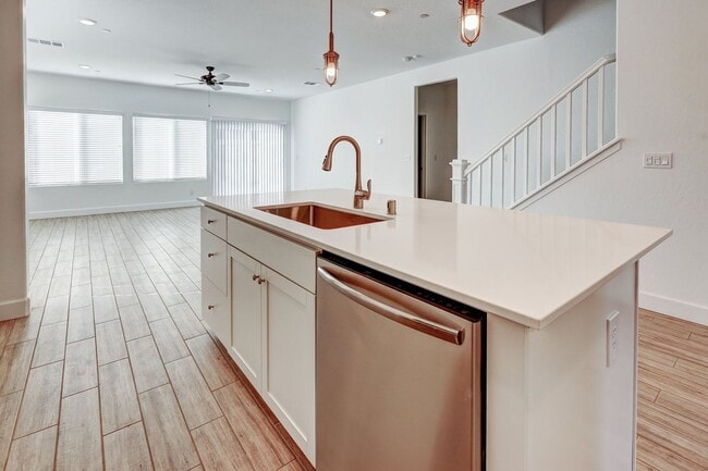 Building Photo - Brand new home in Riverstone