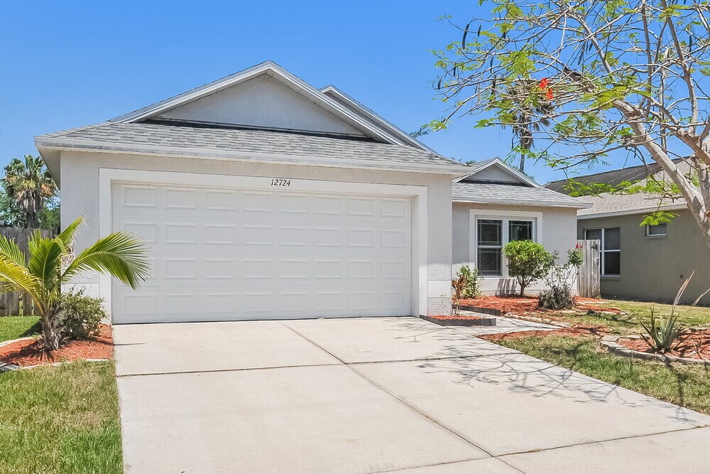 Building Photo - 12724 Lake Vista Dr