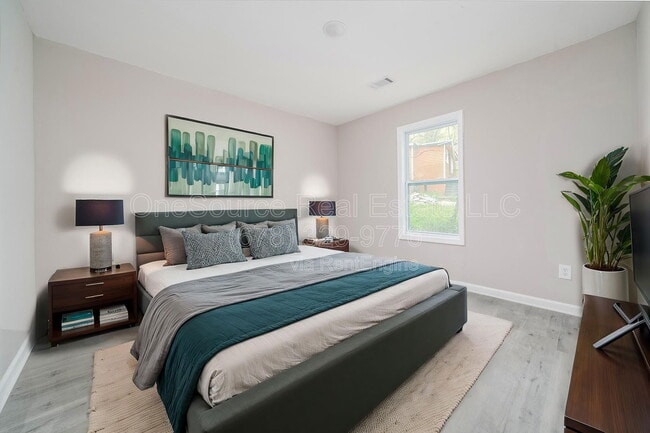 Building Photo - 665 S Eugenia Pl NW