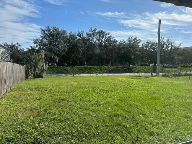 Building Photo - Wonderful 2 bedroom/2 bath Duplex near UCF!!!