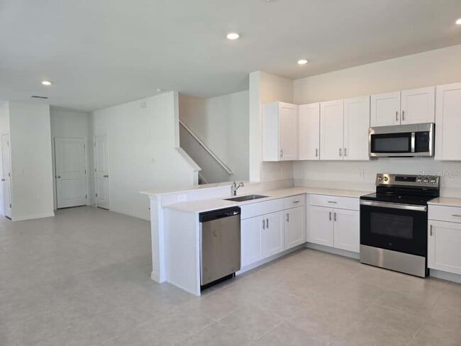 Building Photo - 10135 Trumpet Honeysuckle Wy