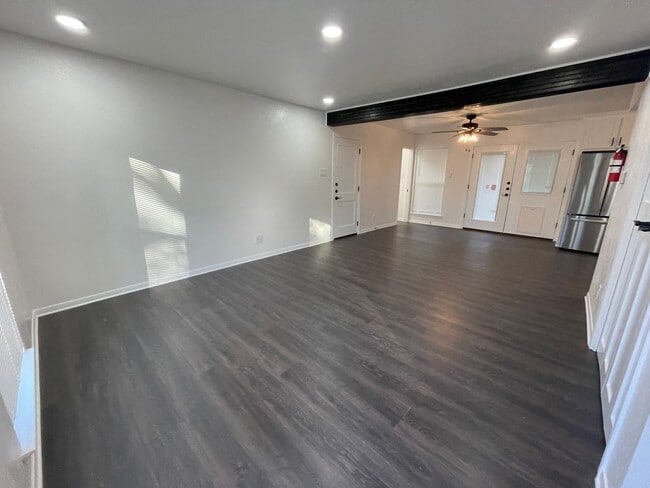 Building Photo - 1306 N 42nd St