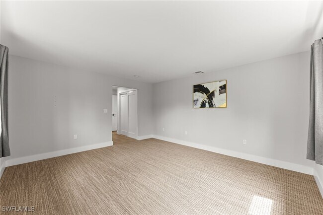 Building Photo - 1890 Bald Eagle Dr