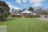 Building Photo - 337 Winchester Way S.E.