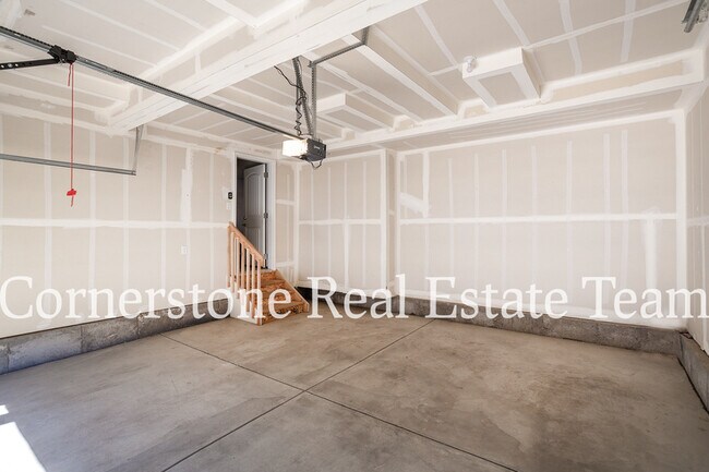 Building Photo - 10758 Saco Dr