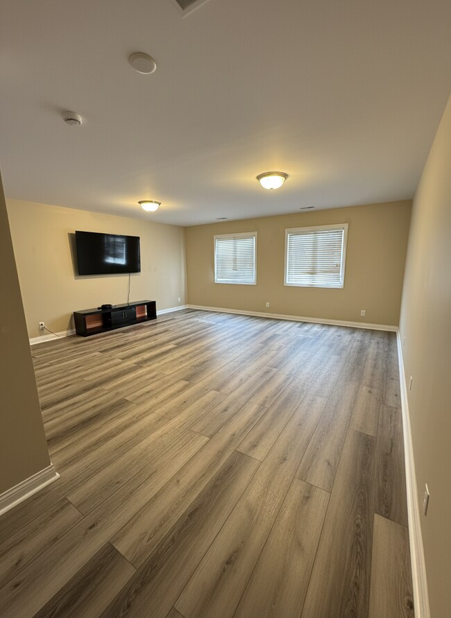 Building Photo - 7268 Tremont Trail