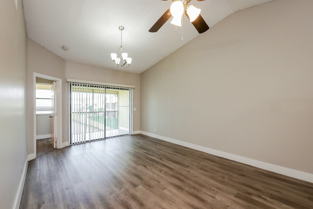 Building Photo - 2531 NW 56th Ave