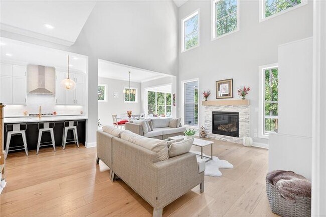 Building Photo - 345 Wiman Park Ln