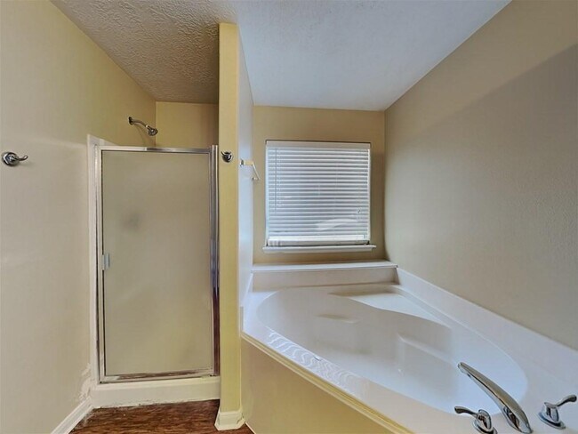 Building Photo - 4727 Comal River Loop