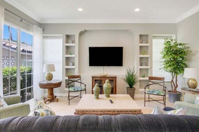 Building Photo - 284 Village Blvd