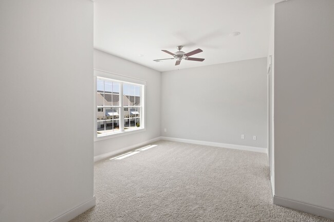 Building Photo - Brand New Luxury Townhome