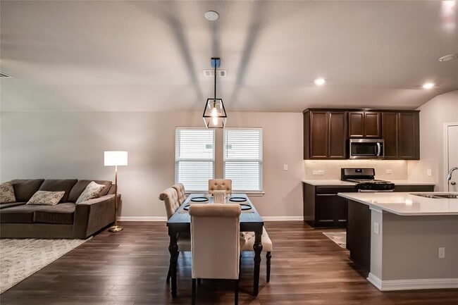 Building Photo - 403 Grapefruit Rd