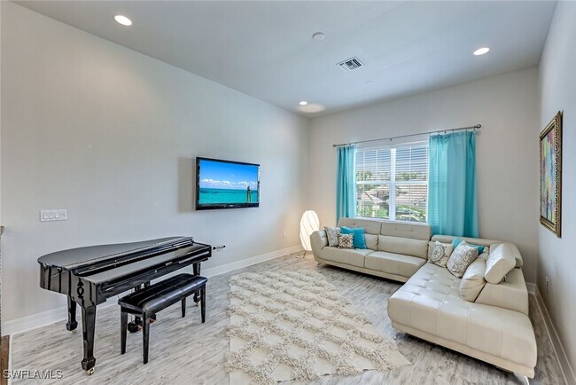 Building Photo - 6582 Monterey Point