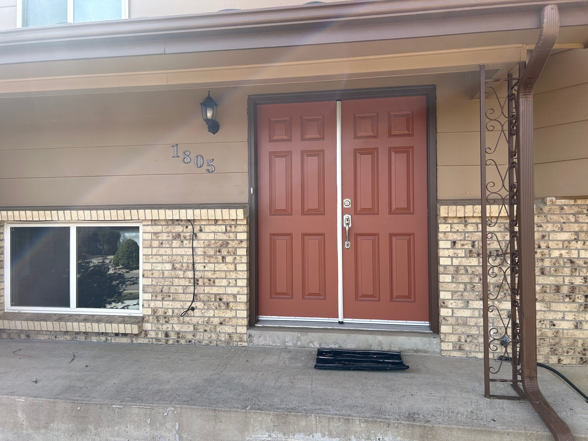 Building Photo - 1805 S Saulsbury Ct