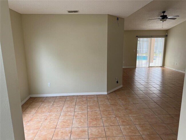 Building Photo - 7808 Laurel Oak Ln