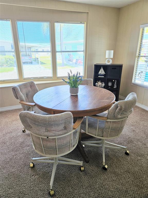 Building Photo - 373 Majesty Dr