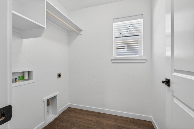 Building Photo - Brand New 3BR/2BA Single-Level Home - Community Pool, Park & Easy I-84 Access