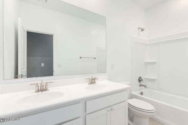 Building Photo - 4071 E Giara St