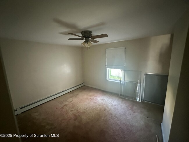 Building Photo - 74 W Chestnut St