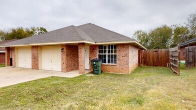Building Photo - 1406 Van Zanten Ct