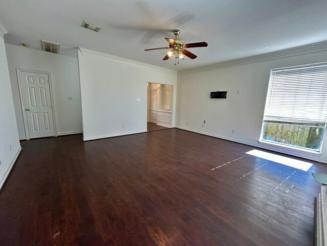 Building Photo - 1419 Miller Ave