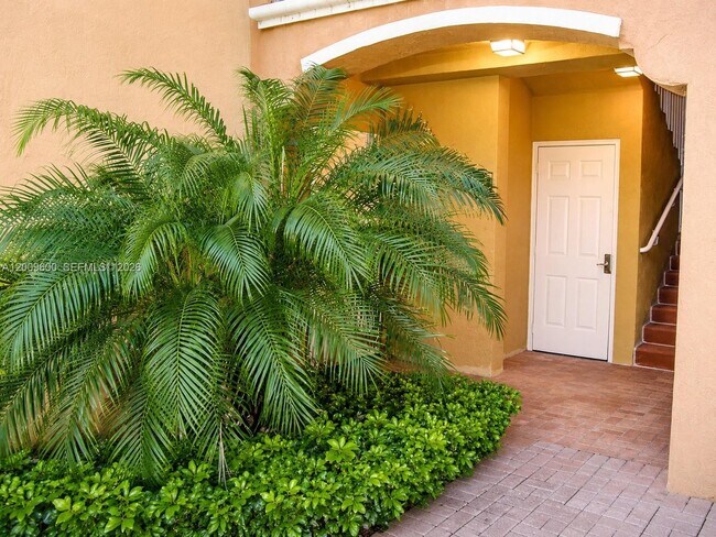 Building Photo - 6630 NW 114th Ave