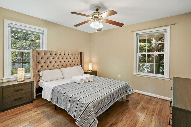 Building Photo - 2021 Washington Blvd