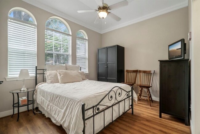 Building Photo - 13702 Sandpebble Chase