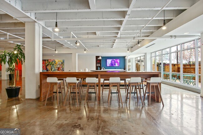 Building Photo - 878 Peachtree St NE